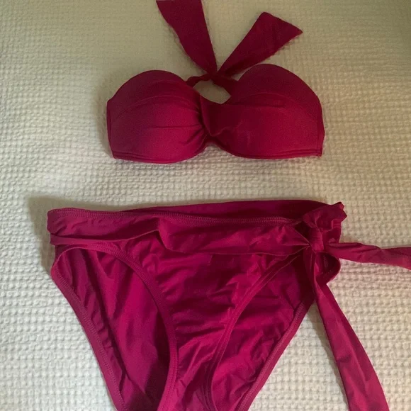 Tommy Bahama bikini - Picture 1 of 1